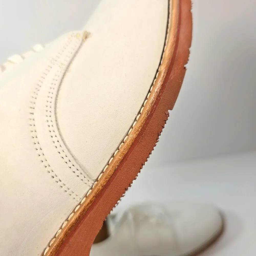 FootJoy Casual Walkers Men's 8.5 D White Nubuck Shoes Made USA Vibram Sole 78154